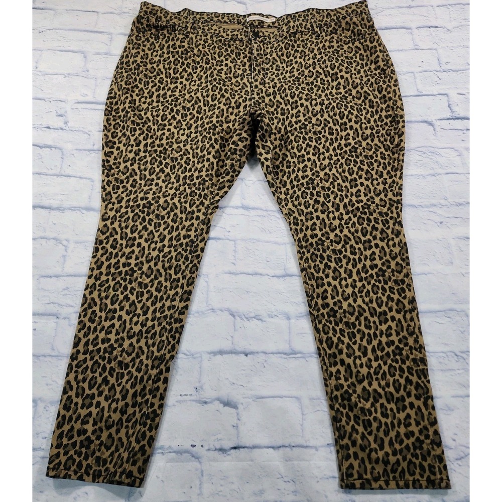 Levis 720 WOMENS 24W High Rise Super Skinny Leopard Print Jeans Soft Stretch